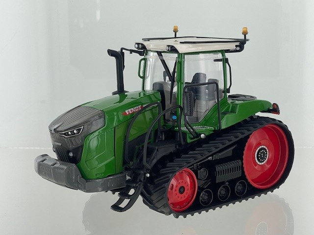 Fendt 943 Vario MT Tractor US Version Limited Edition 900 stuks - 1:32